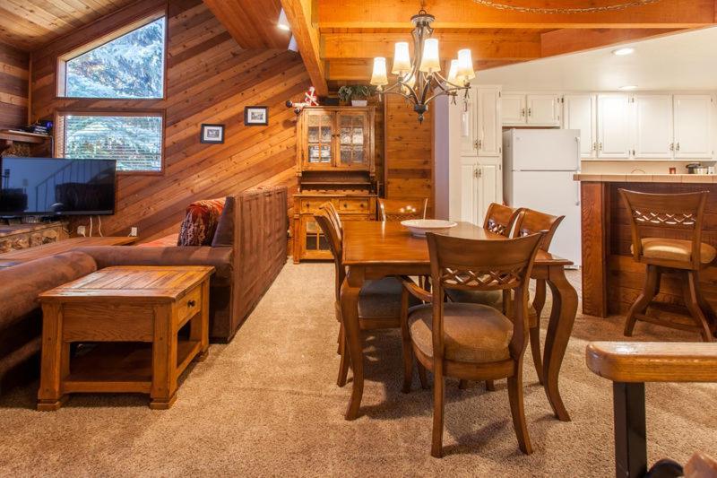 Snowflower # 62 - Townhome Mammoth Lakes Ruang foto